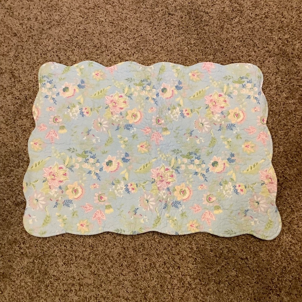 Pillow Sham 1 standard size quilted soft colors shabby chic cottage